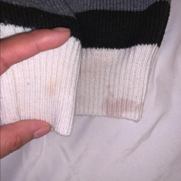 Stripped sweater - Picture 3 of 4